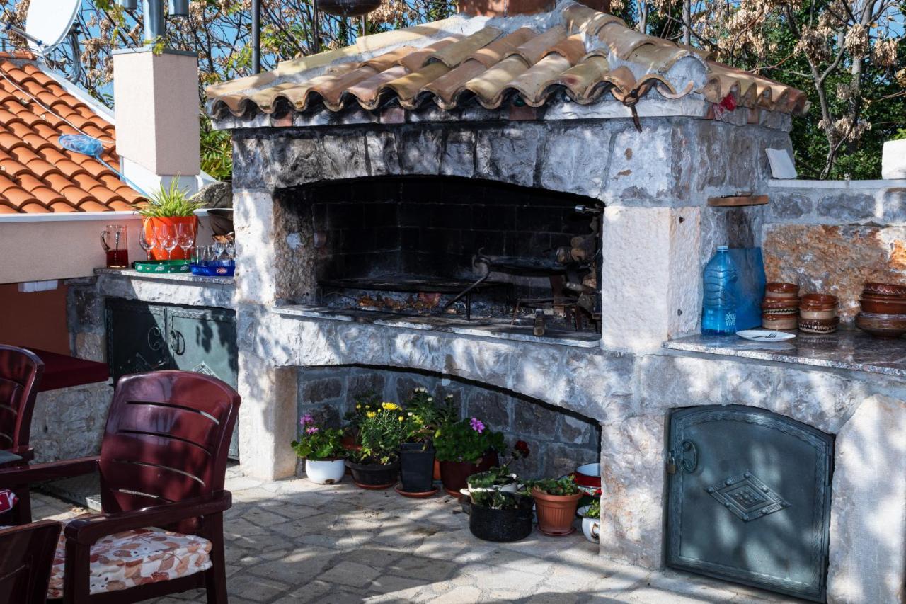 Apartmani Kamena Ruza Budva Exterior foto