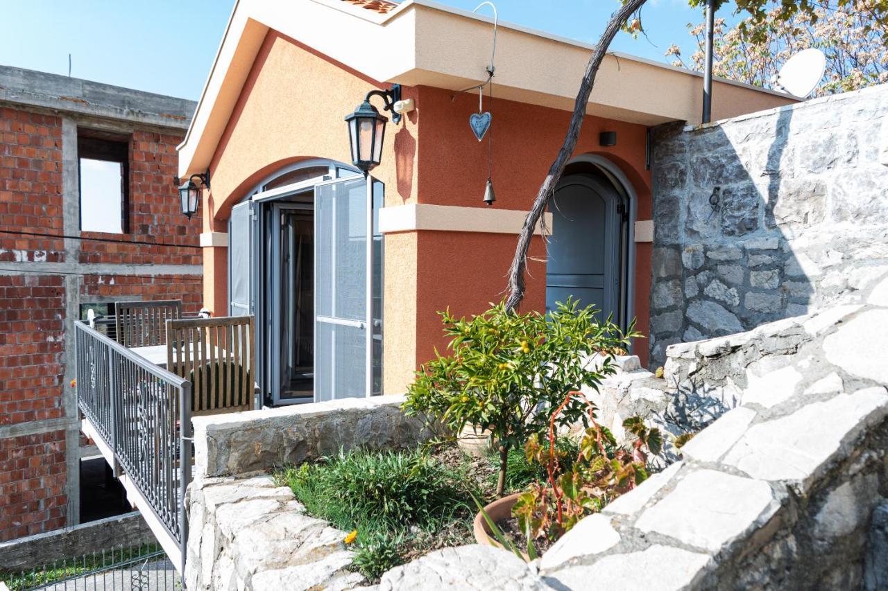 Apartmani Kamena Ruza Budva Exterior foto