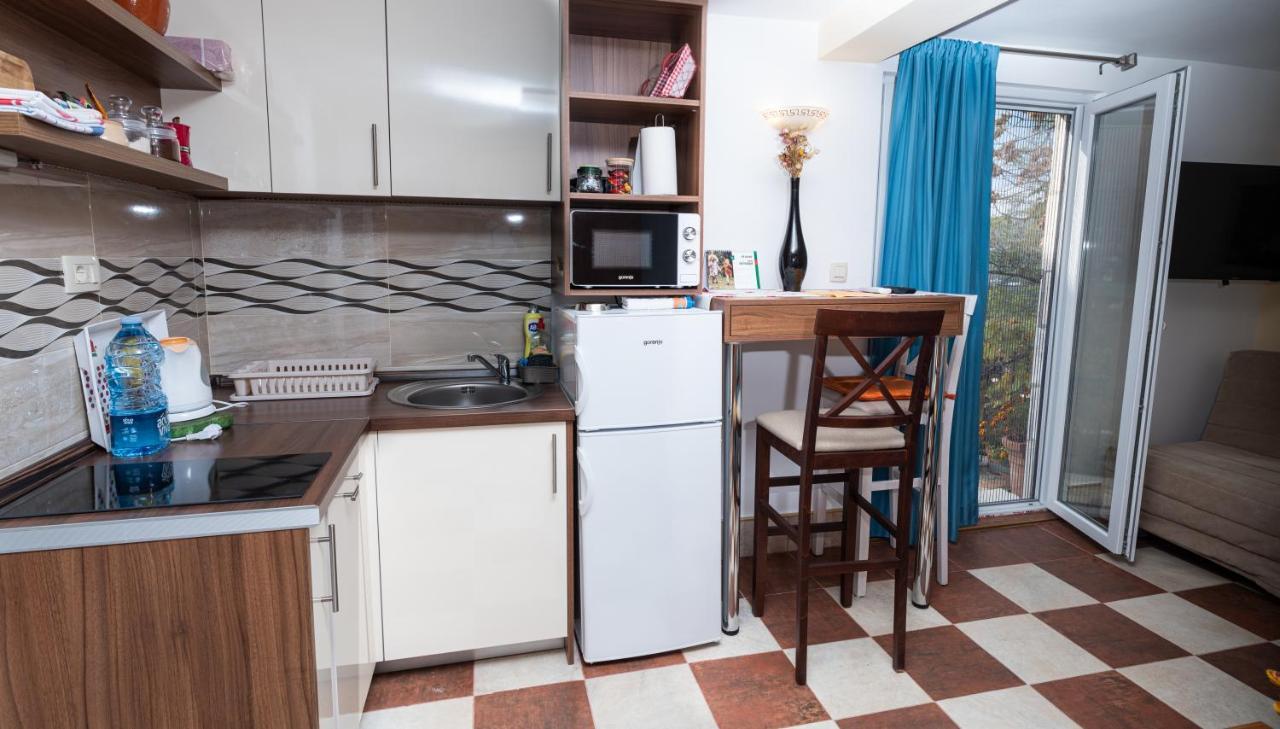 Apartmani Kamena Ruza Budva Exterior foto